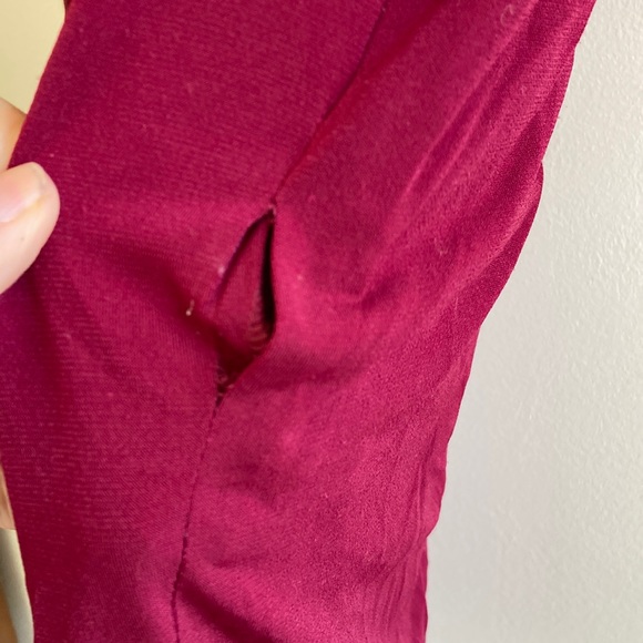 Laundry by Shelli Segal maroon crimson stretchy dress. Size 12. - Picture 8 of 12